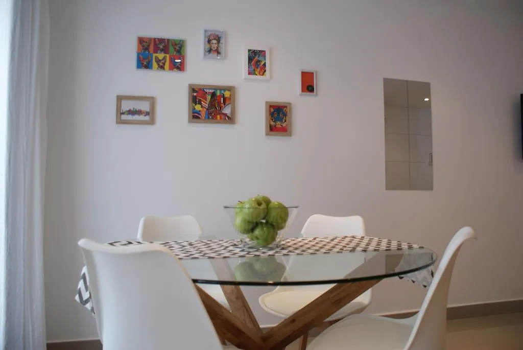 The Carpenter'S Boutique Apartments Marbella